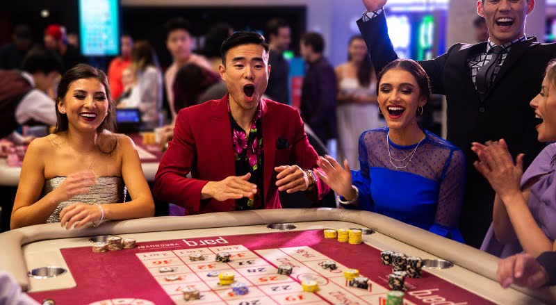 Statistics in a self-governing and arbitrary fashion