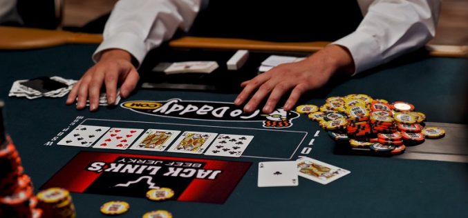 Poker- 3 Rules to follow to become a successful poker player